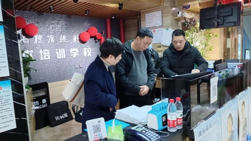 企业内训：揭秘其优缺点与关键注意事项