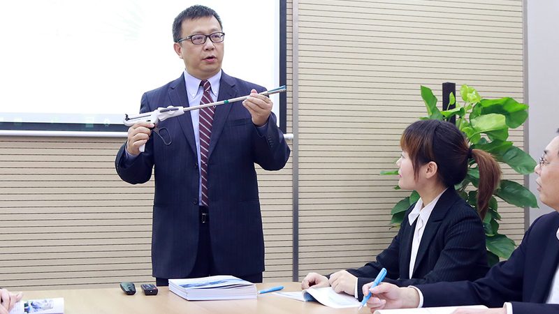 在线教育与传统教育：价格背后的差异与考量